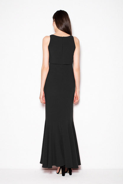 Long dress model 77160 Venaton